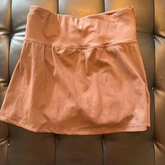 Yogalicious Lux Crosstown Skort Brown - Picture 4 of 5